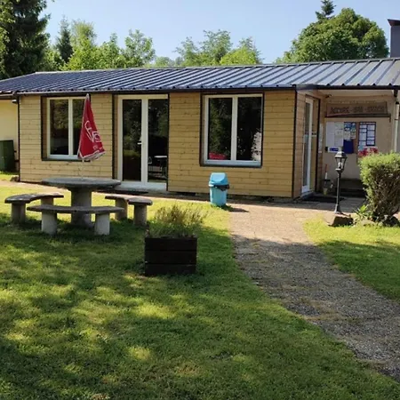 Camping Mobil Accueillant - 2 Pers. - Api-1-52-2443